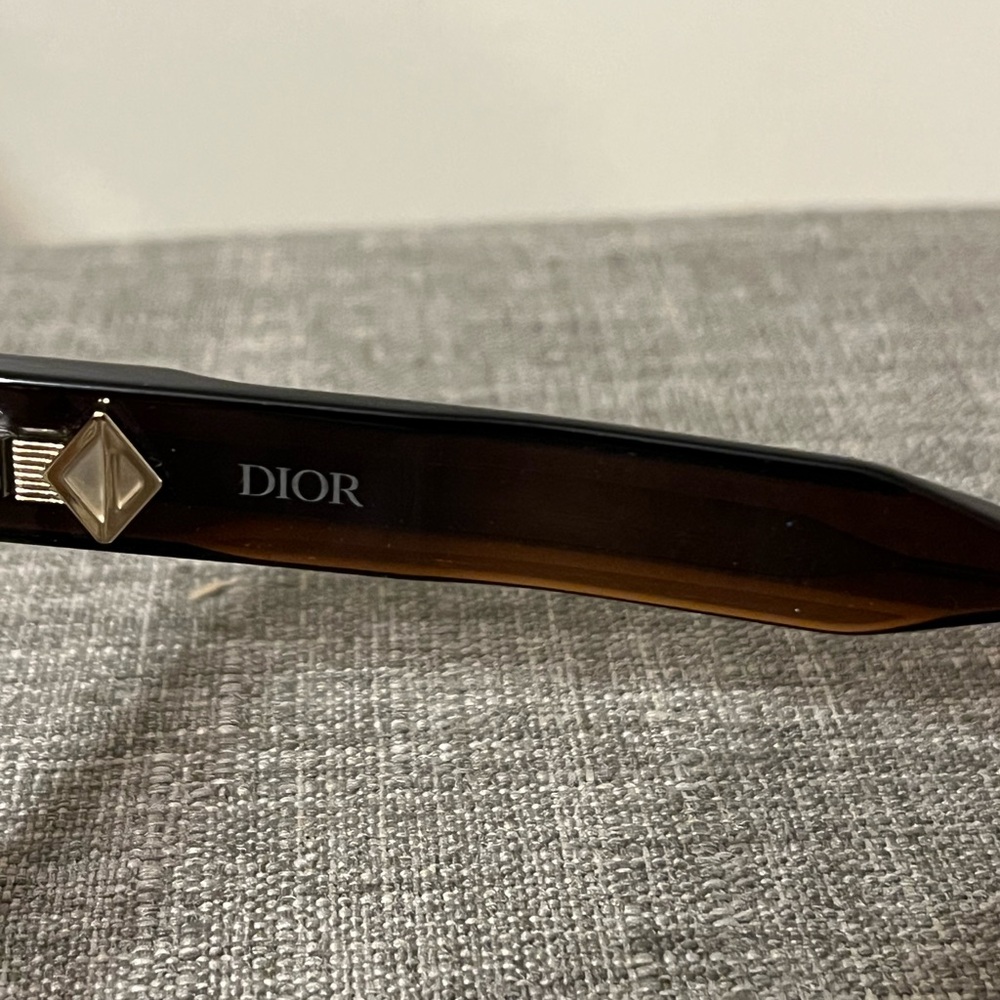 Dior Tortoise Brown Eyewear View 5